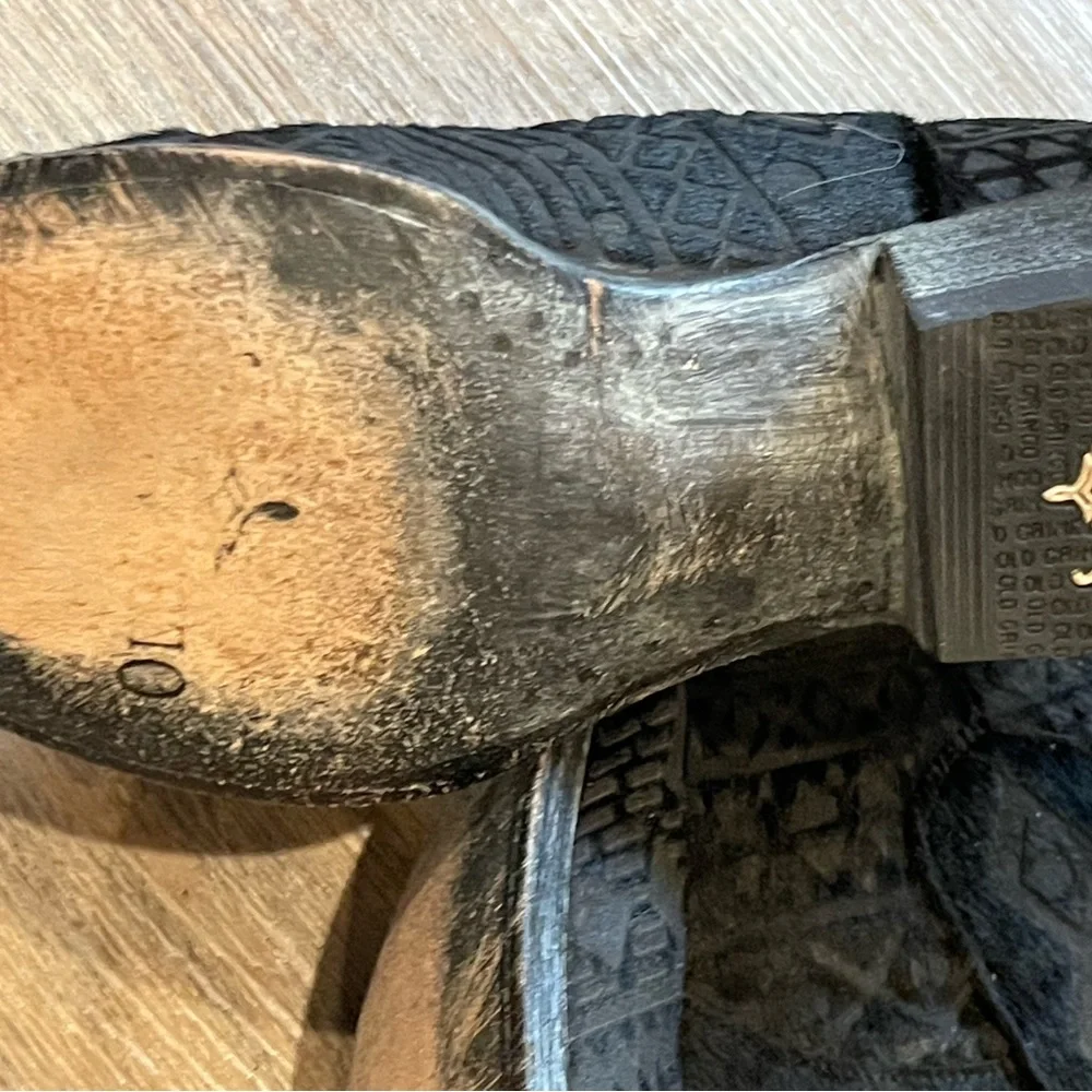 𝑫𝑶𝑼𝑩𝑳𝑬 𝑫 𝑹𝑨𝑵𝑪𝑯  ‘ 𝓩𝓸𝓻𝓲𝓵𝓵𝓪'   𝒃𝒍𝒂𝒄𝒌 𝒘𝒆𝒔𝒕𝒆𝒓𝒏 𝒃𝒐𝒐𝒕𝒔 - Picture 4 of 5